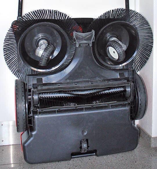 CLEANFIX HS770 CAS Akku-Kehrmaschine 7