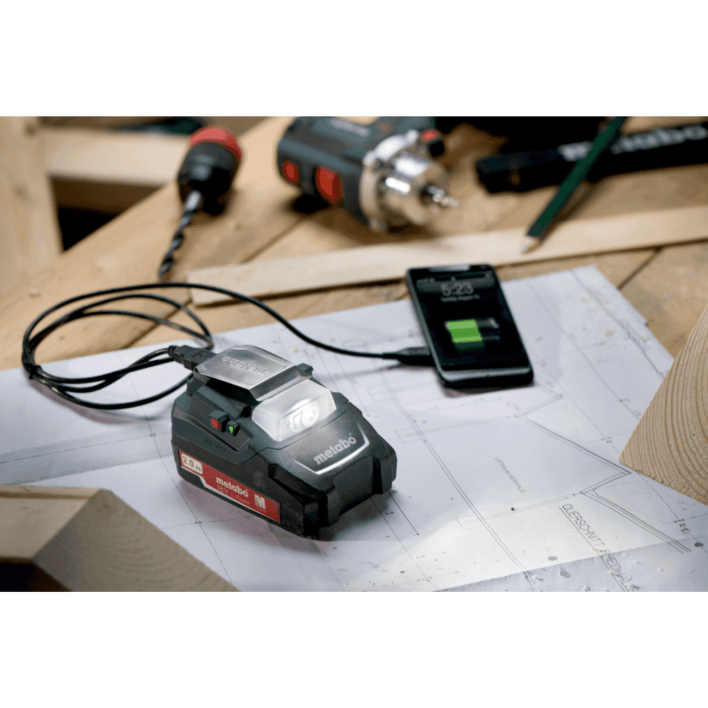 PA 14.4-18 LED-USB (600288000) Akku-Power-Adapter 2