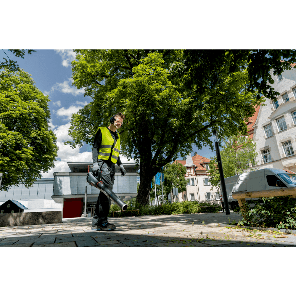 LB 18 LTX BL (601607850) Akku-Laubbläser 3