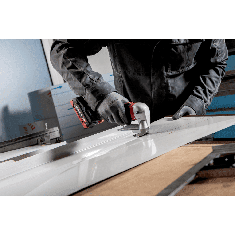 SCV 18 LTX BL 1.6 (601615840) Akku-Blechschere 2