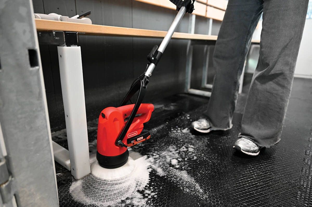 CLEANFIX Scrubby CAS (mit Akku und Ladegerät) 11