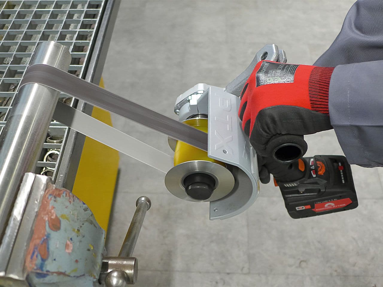 POLY-PTX AKKU BRUSHLESS Grundset im Koffer inkl. Ladegerät und 2 Akkus 6